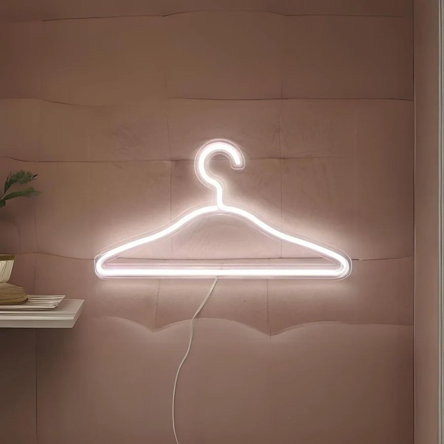 1 + 1 Gratis | De lichtgevende GleamRack™ kleerhangers